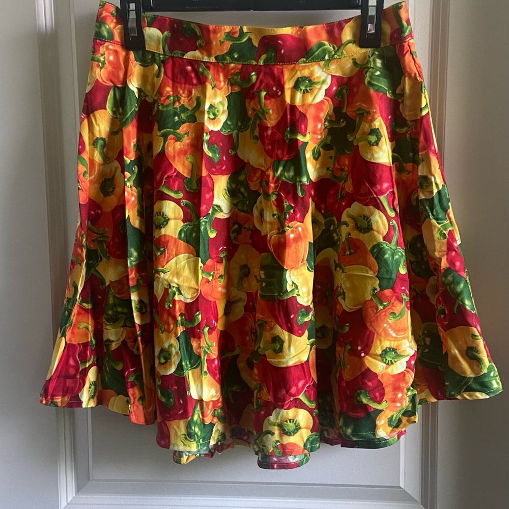 ModCloth retrolicious bell pepper